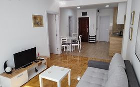 Tea Studio Apartments